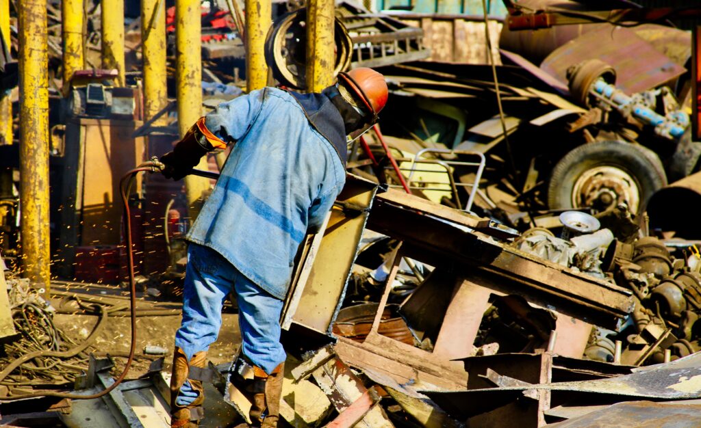 Reciclaje de Metales en Huelva y Cádiz con Servicios Sostenibles de Chloe Metals